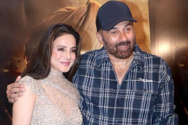 Sunny Deol-Ameesha Patel Celebrate 25 Years Of Gadar