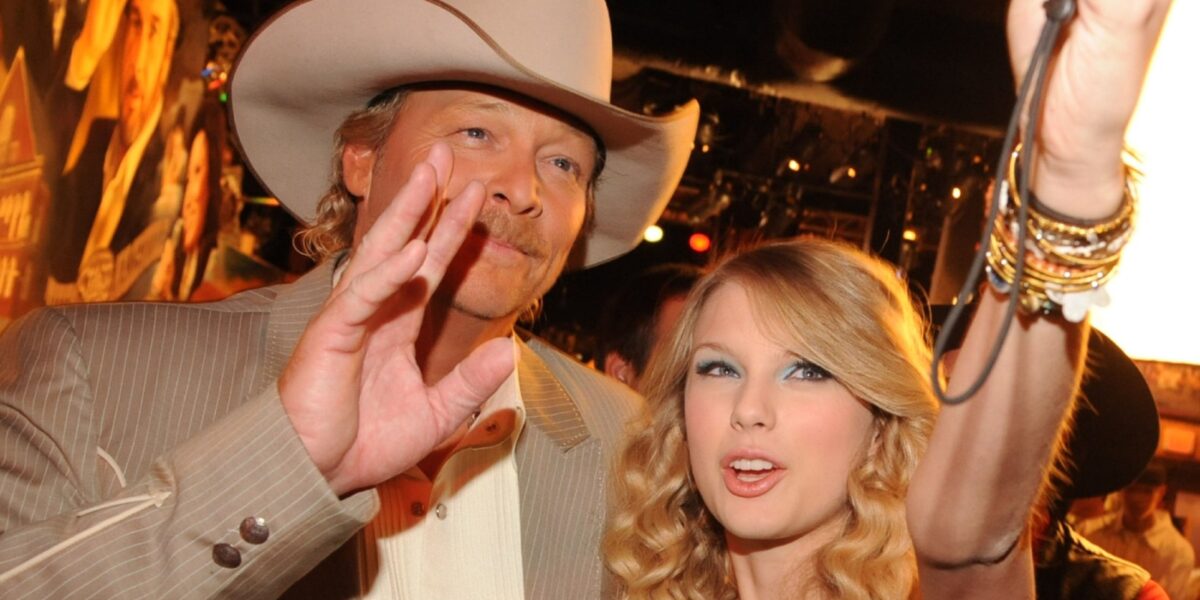 Taylor Swift’s Heartfelt Message to Alan Jackson at His Final Show Draws Mixed Reaction