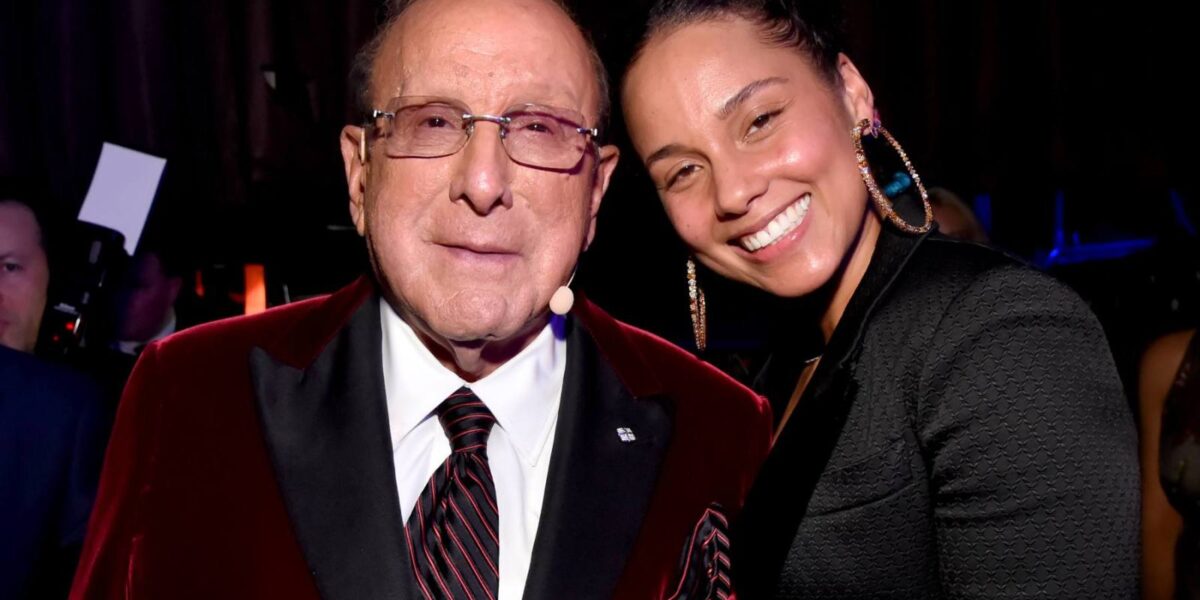 Alicia Keys Remembers How Clive Davis ‘Stood Beside Me Through Every Chapter’ in Heartfelt Tribute