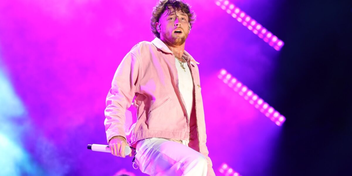 Bailey Zimmerman Addresses Canceled Concerts, Alleged Hotel Room Trashing