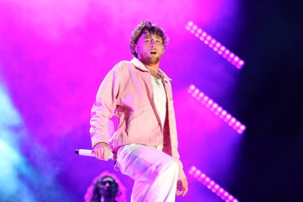 Bailey Zimmerman Addresses Canceled Concerts, Alleged Hotel Room Trashing