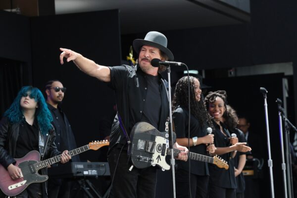 See the Roots, Eddie Vedder, U2 Perform at Obama Presidential Center Opening Ceremony