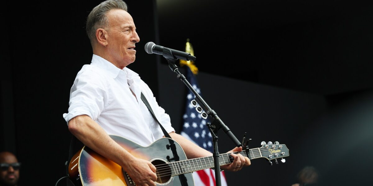 See Bruce Springsteen Sing ‘Land of Hope and Dreams’ at Opening of the Obama Presidential Center