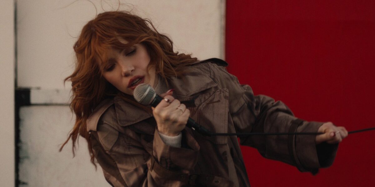 Carly Rae Jepsen Is Walking ‘On Wires’ Down the Street in New Video