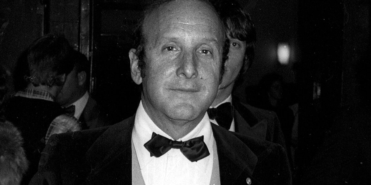 Clive Davis Is Alive and Well