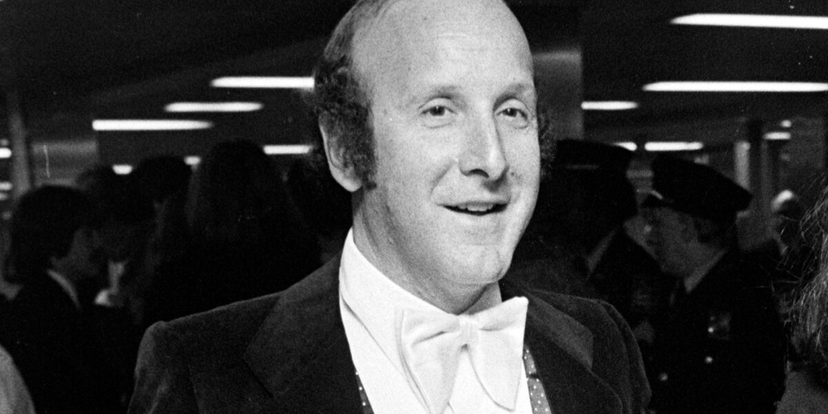 Arista’s Clive Davis: From Out of the Muddle …
