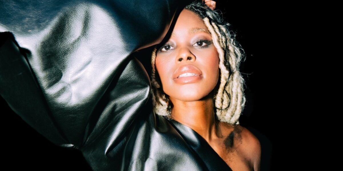 Nashville Singer Crystal Rose Likes to Make Music on the ‘Cloudy’ Side