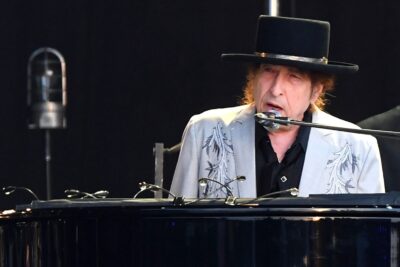 Bob Dylan’s Revolving Door of Touring Guitarists Welcomes Another New Addition
