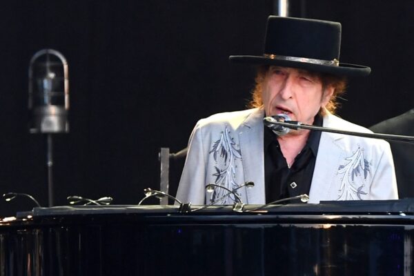 Bob Dylan’s Revolving Door of Touring Guitarists Welcomes Another New Addition