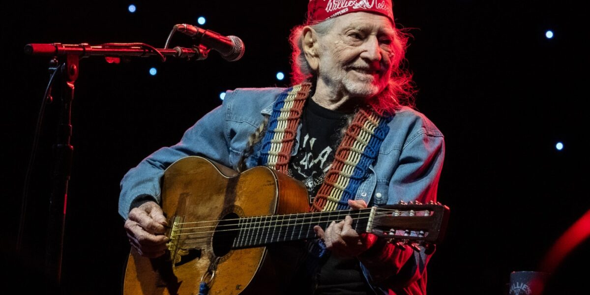 Willie Nelson Voices Concern About ‘Data Centers Invading Our Land’