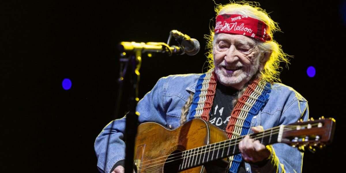 Willie Nelson Reflects on Marriage and Late-Life Artistry in New Book ‘The Last Leaf’