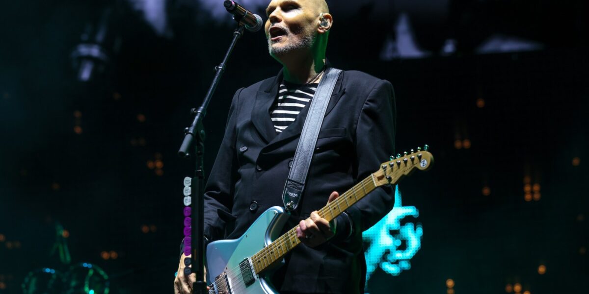See Smashing Pumpkins Bring Out ‘Brady Bunch’ Actor for ‘It’s a Sunshine Day’ Cover