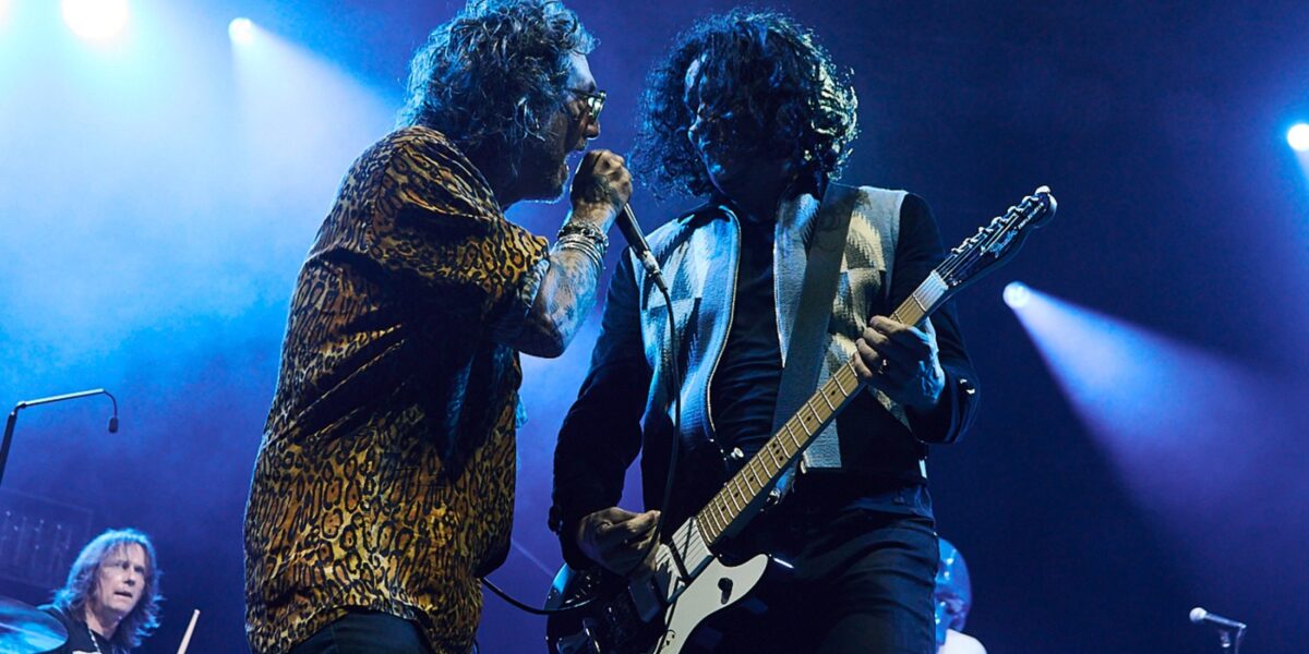 Jack White Brings Out Black Crowes’ Chris Robinson to Tear Up Free’s ‘I’m a Mover’