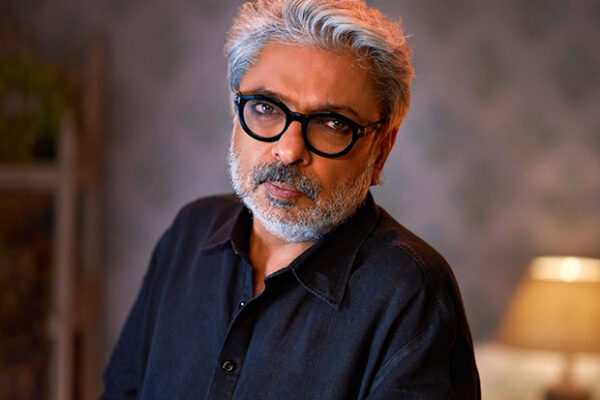 EXCLUSIVE: No teaser, no motion poster! Sanjay Leela Bhansali plans immersive Love & War launch