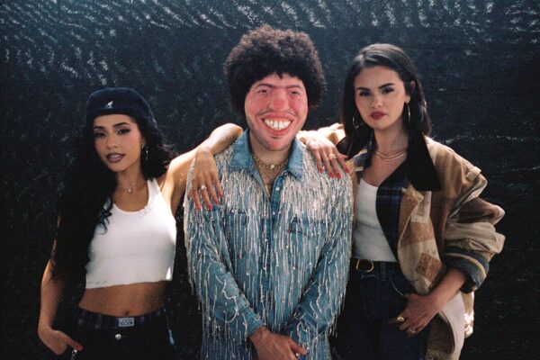 Selena Gomez, Becky G, and Benny Blanco Just Dropped the Video of the Summer