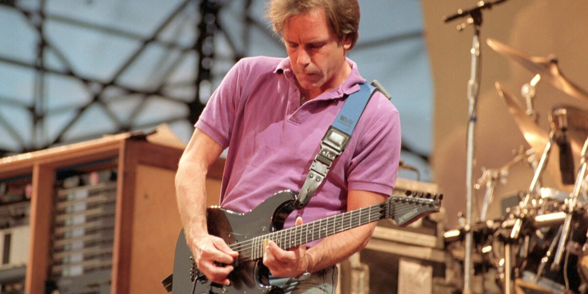 Watch the Grateful Dead Tear Through ‘Brown-Eyed Women’ in 1991