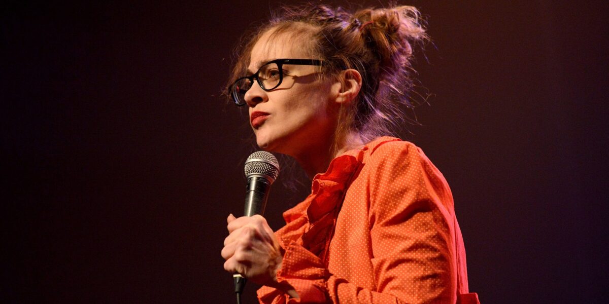 Fiona Apple Wants to Write About the ‘Endless Barrage of Horrors’ in Today’s World