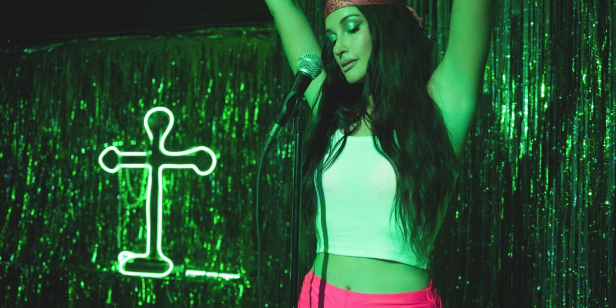 Kacey Musgraves Heads South of the Border for ‘Mexico Honey’ Video