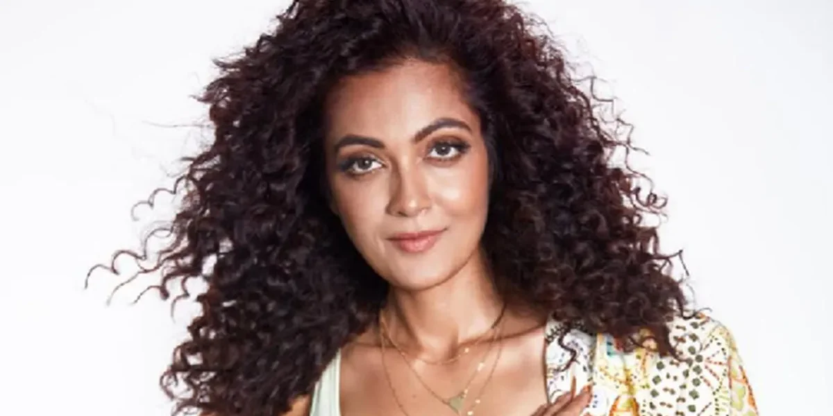 Director Pankaj Parashar Announces Pan Indian Actress Sheena Chohan As Negative Lead In His Next OTT Series