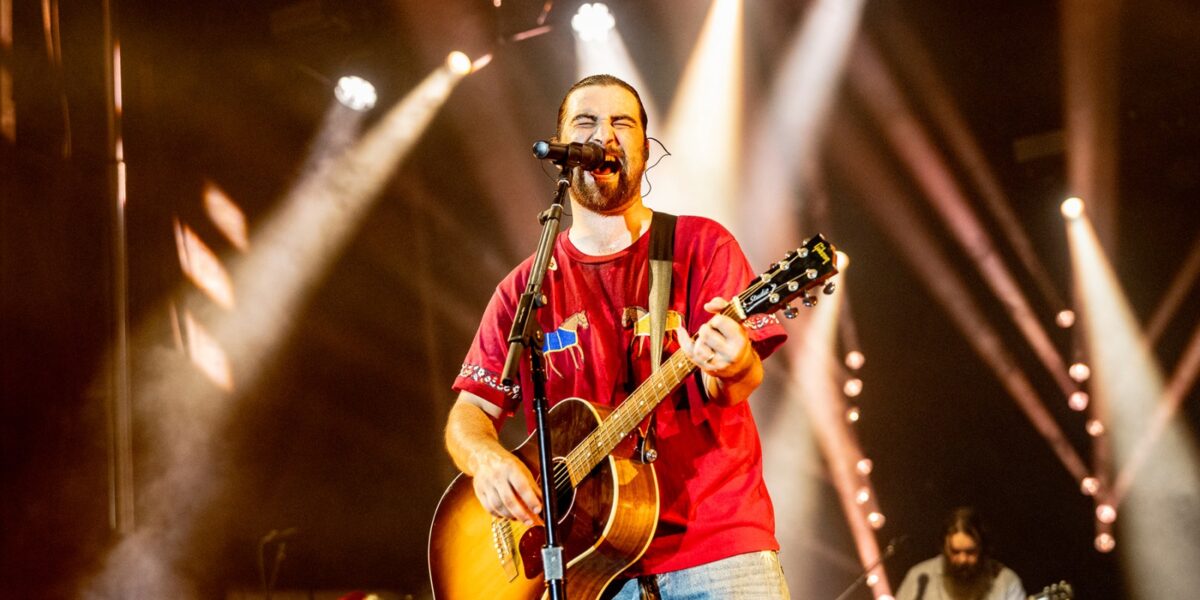 Noah Kahan Brings the Fireworks to Rolling Stone’s Stateside Festival