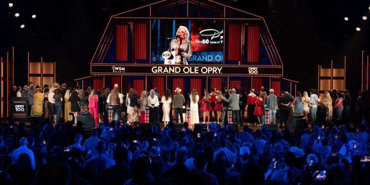 See Grand Ole Opry Dedicate Entire Performance to Dolly Parton’s Music
