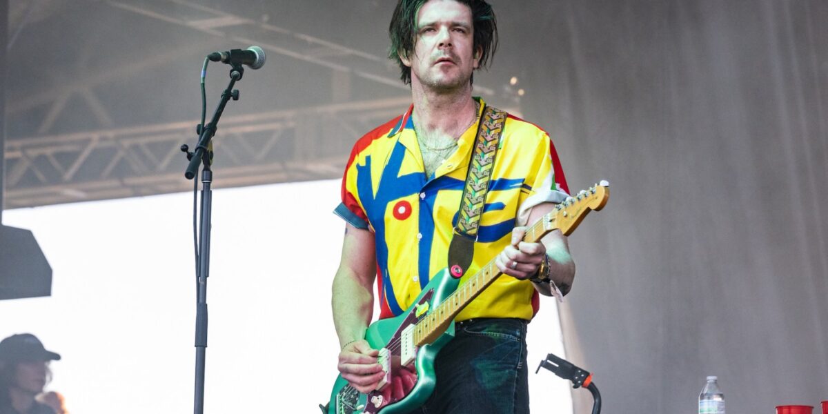 Modest Mouse Drops Guitarist Simon O’Connor From Upcoming Tour