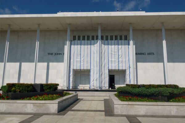 Kennedy Center to Cover $250,000 Legal Fees of Jazz Musician Who Protested Trump Takeover