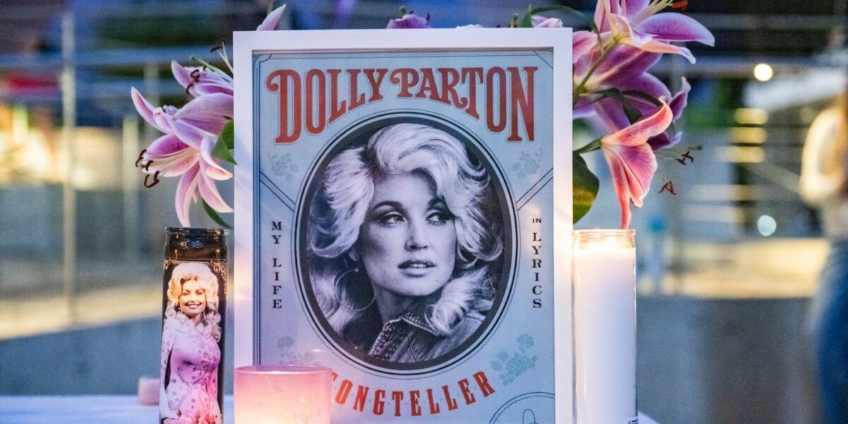 Dolly Parton ‘Laid to Rest’ After Private Funeral, Family Says