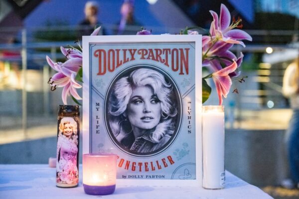 Dolly Parton ‘Laid to Rest’ After Private Funeral, Family Says