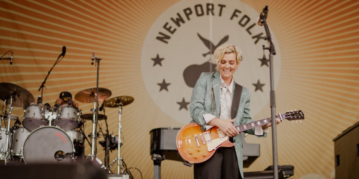 Brandi Carlile’s Raging Cover of Alanis Morissette’s ‘Uninvited’ Is for All of Us - BollyViora