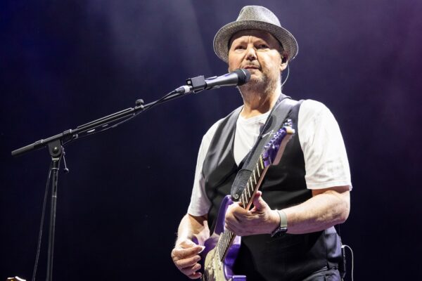 Christopher Cross Uses Canada Stage to Blast Trump, Jokes About Getting ‘Ejected’ From America