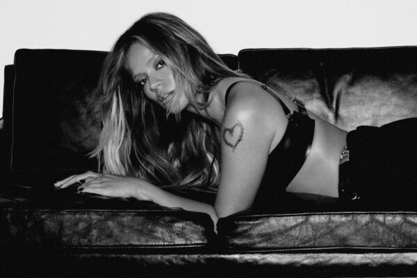 Karol G Feels It All on the Vulnerable ‘No Me Arrepiento de Sentir Tanto’ 