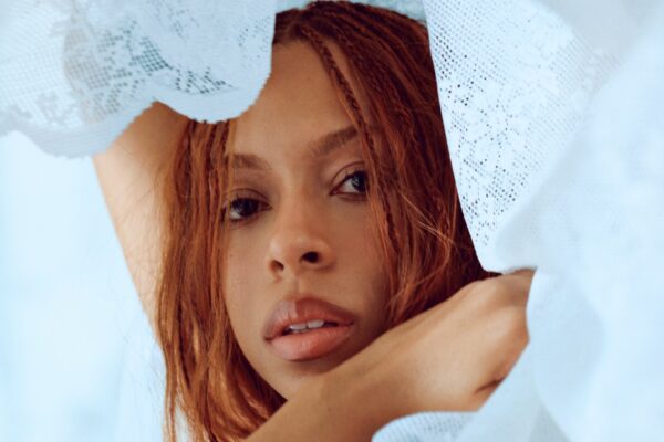 Ravyn Lenae Breaks Down Boundaries on ‘Blue Island’