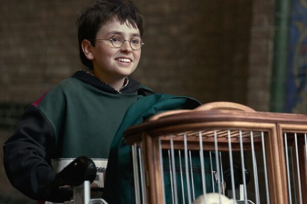 Harry Potter &amp; Philosopher's Stone Trailer: Magic Starts Anew
