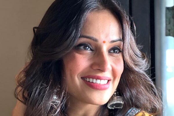 Bipasha Basu set to make comeback with Hansal Mehta’s Barabanki