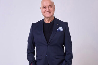 Anupam Kher honoured in Toronto with Certificate of Recognition: “What a wonderful feeling”