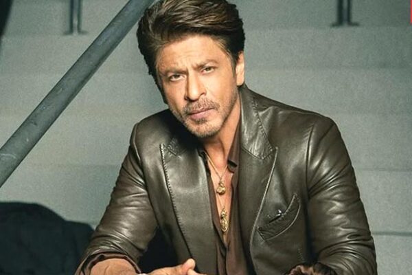 Shah Rukh Khan BEATS Taylor Swift, Arnold Schwarzenegger to become a billionaire with Rs. 12,490 crore fortune