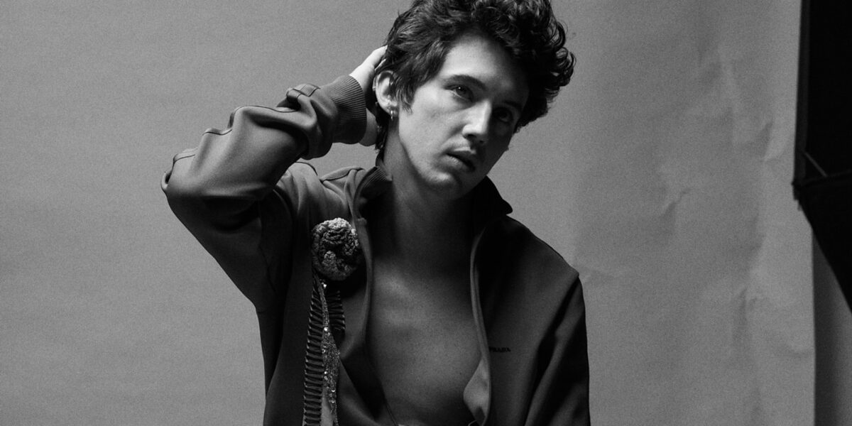 Troye Sivan, Miley, Beabadoobee, and All the Songs You Need to Know This Week