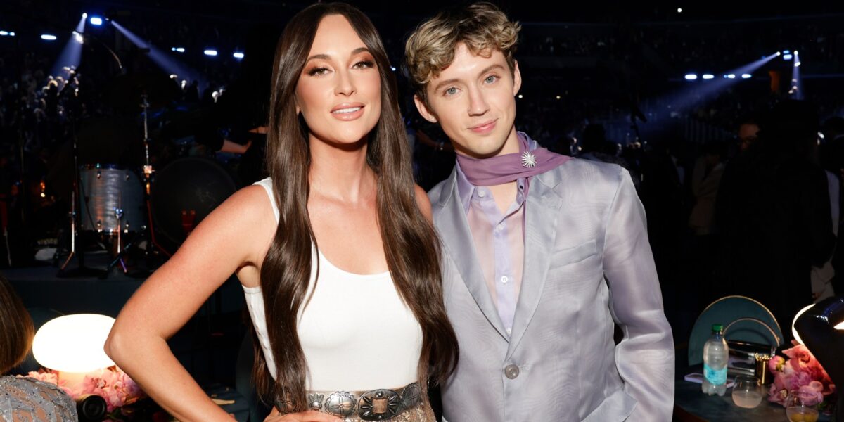 Kacey Musgraves Performs ‘Easy’ With Troye Sivan for the First Time at MSG