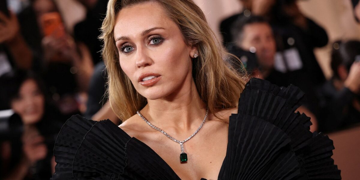 Miley, Beyoncé, Adéla and All the Songs You Need to Know This Week