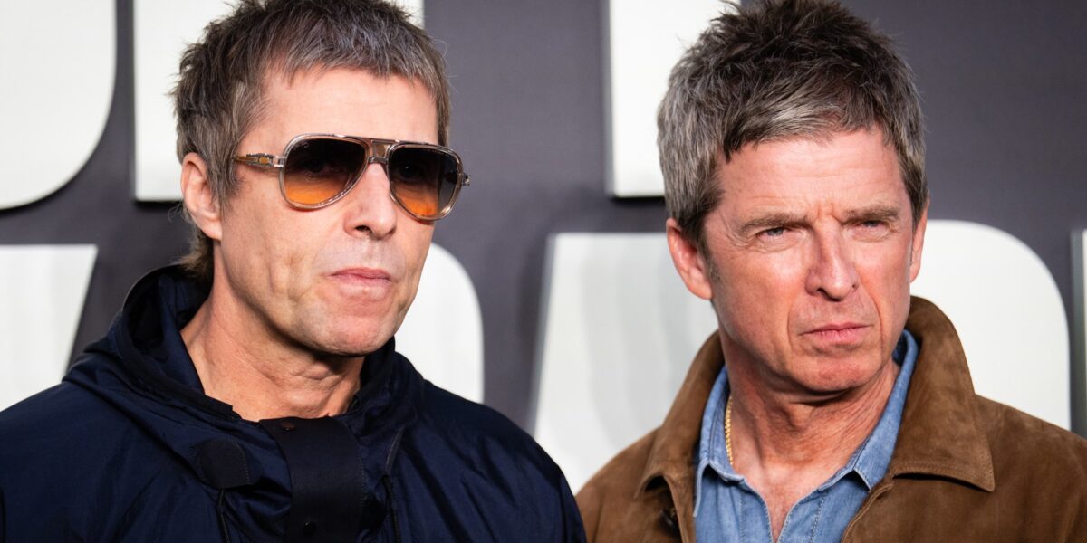Oasis Block Auction of 1990s Concert and Rehearsal Recordings