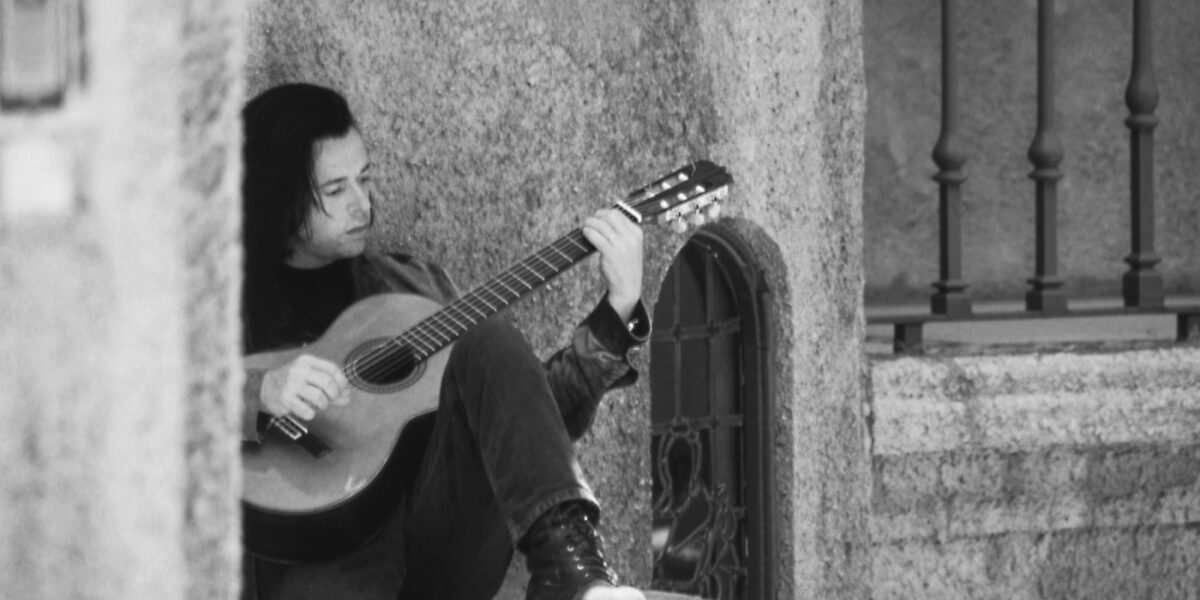 Tears for Fears’ Roland Orzabal Sows the Seeds of Life in Bestselling ‘Astrological‘ Memoir