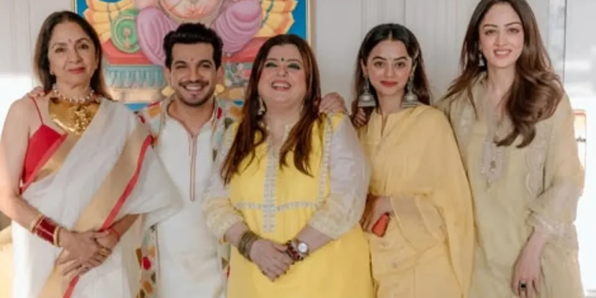 Lalbaugcha Raja to 'Chumbak' Cast Reunion: Sandeepa Dhar Celebrates Ganesh Chaturthi with Devotion and Joy