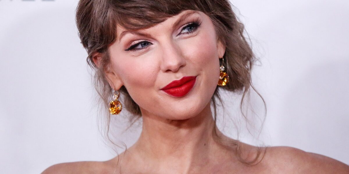 Taylor Swift Unveils ‘The Life of a Showgirl: The Encore’ Deluxe Edition